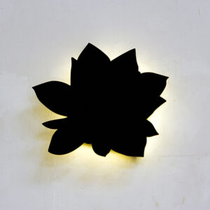 Loto. Metacrilato, luces LED. 40 x 40 cm. 2013